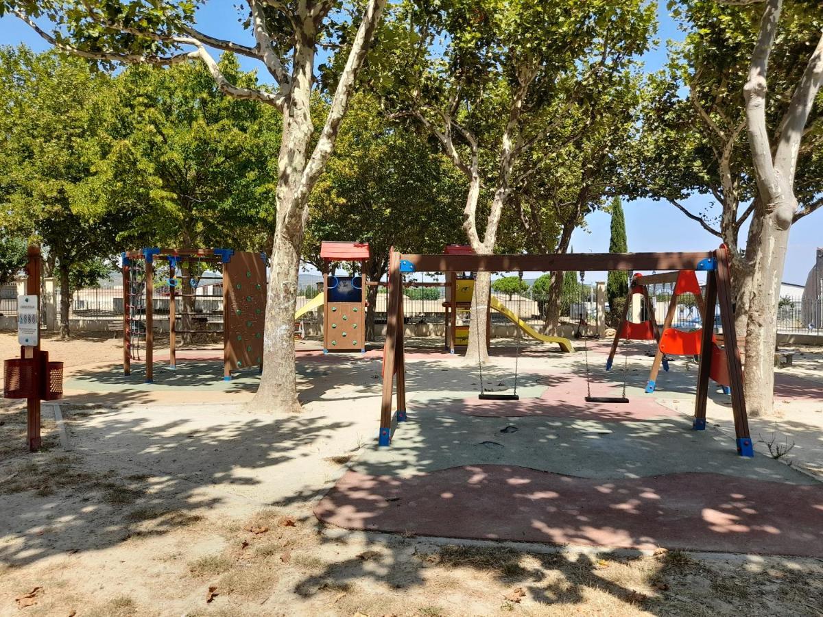 Villa Les Mélias à Roujan Extérieur photo